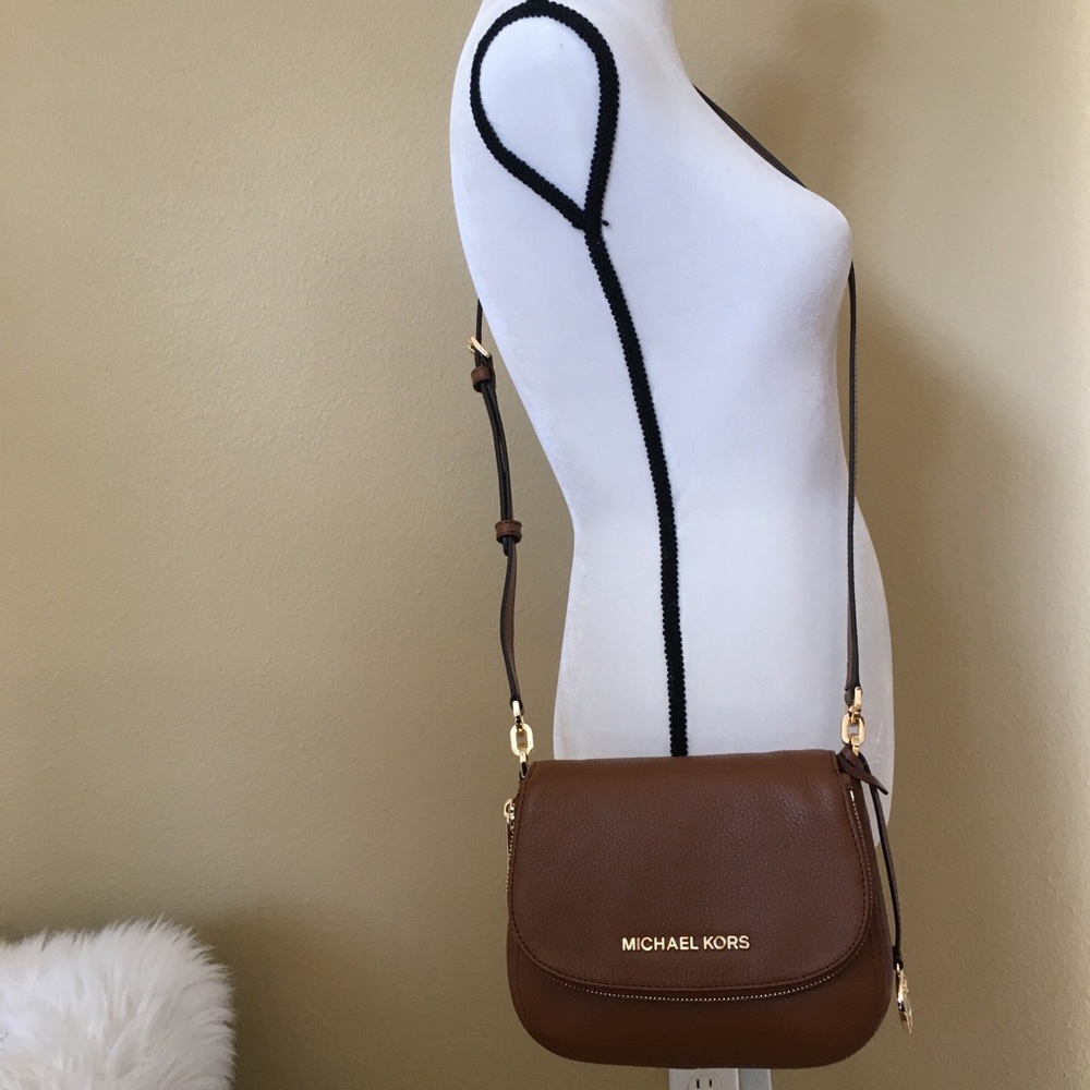 New Michael Kors Bedford Small flap Xbody bag - Picture 2 of 8